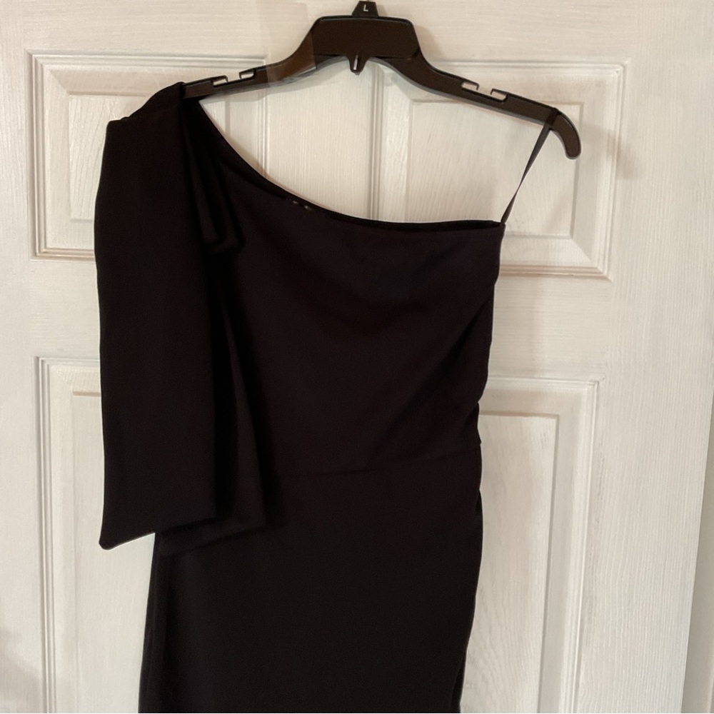 One-Shoulder Black Evening Dress with Side Slit - Picture 4 of 13